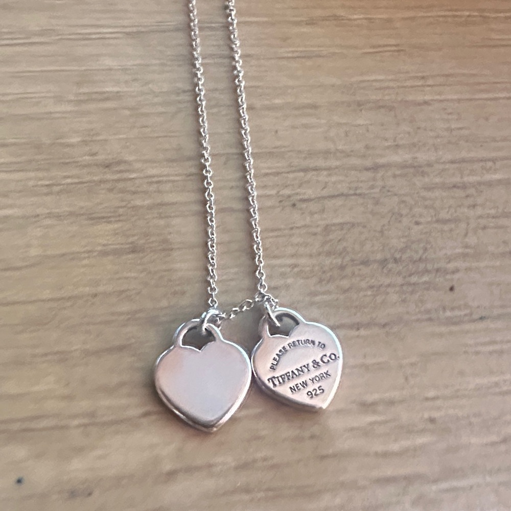 Tiffany & Co. Silver Heart Tag Necklace with Blue Box - Picture 4 of 6